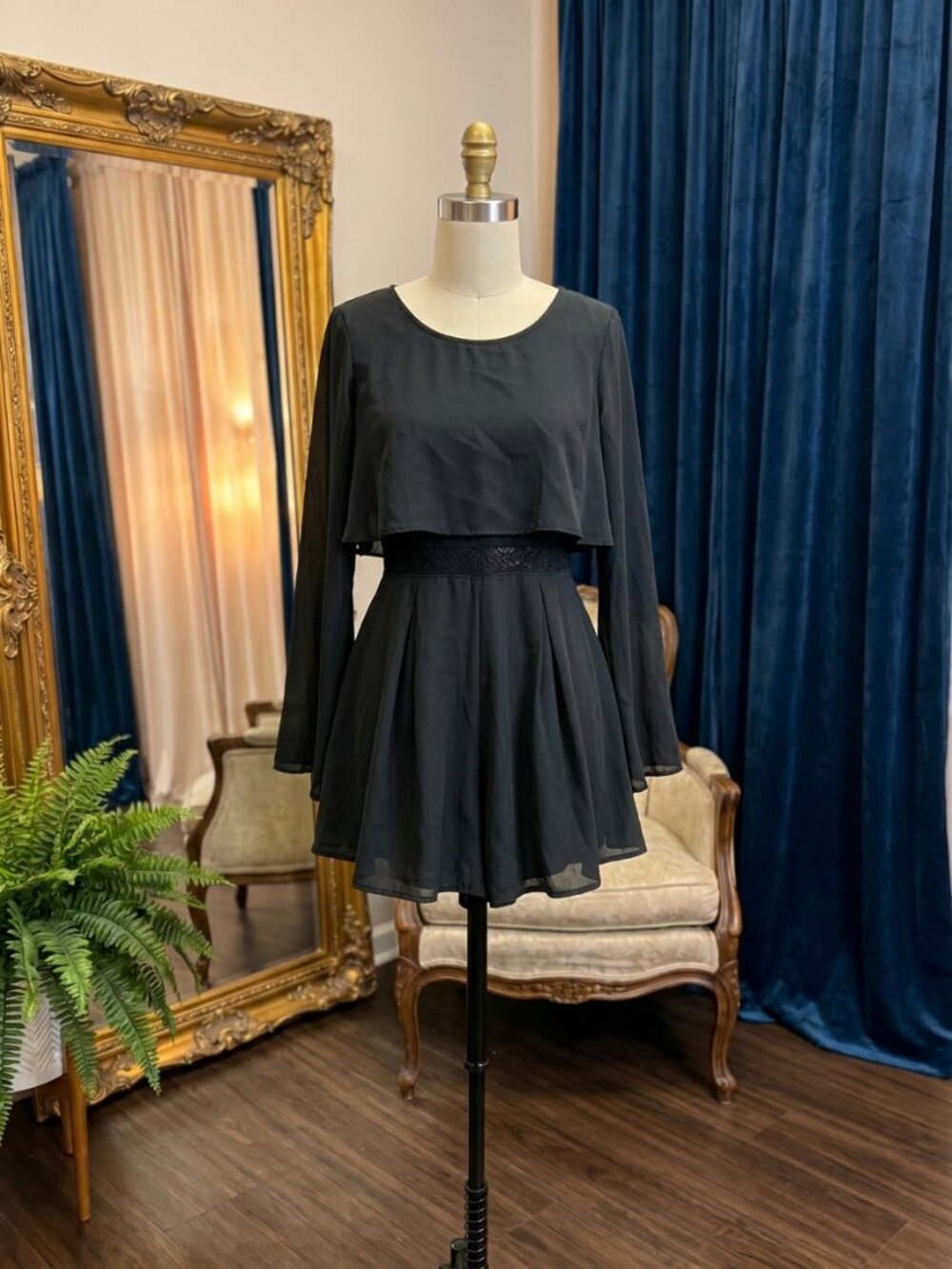 Finn & Clover Black Lace Inset Long Sleeve Romper